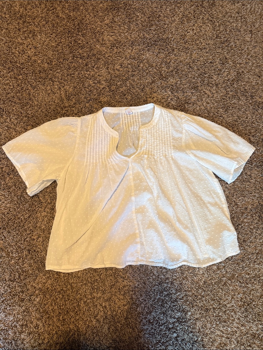 Old navy Swiss dot blouse